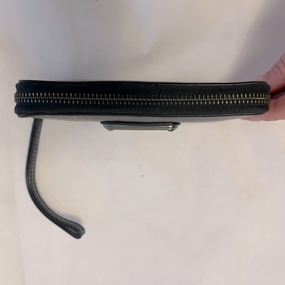 Marc by Marc Jacobs Classic Q Wingman Wristlet Wallet - Picture 3 of 3